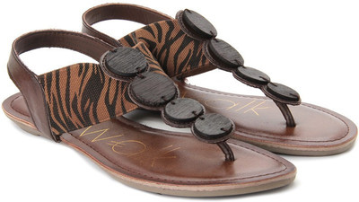 

Catwalk Women TAN Flats