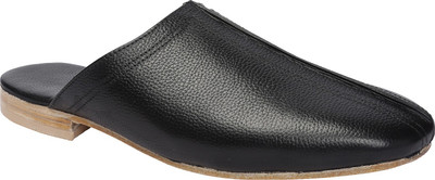 

Shoe Bazar Men Black Sandals