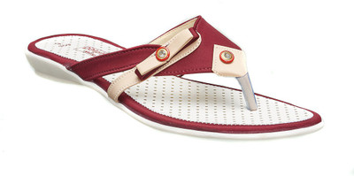 

Dolphin Miles Women Maroon Flats