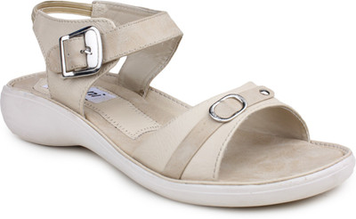 

Digni Women Cream Flats