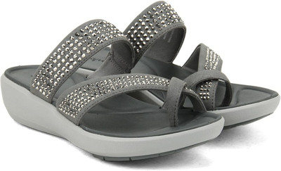 

Clarks Women Silver Synthetic Sports Sandals
