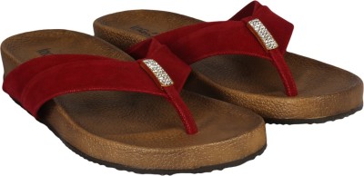 

Inc.5 Women MAROON Flats