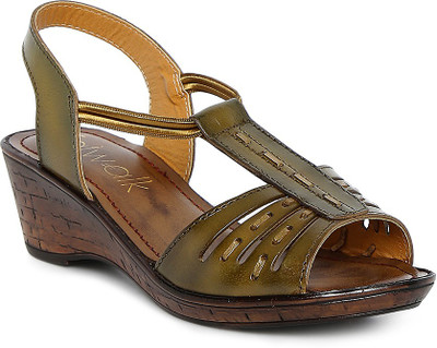 

Catwalk Women KHAKI Wedges