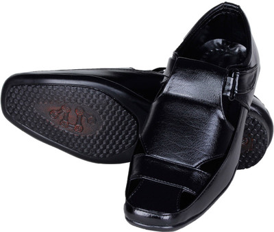 

Knight Ace Men Black Casual