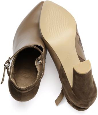 Dressberry Women Black Heels