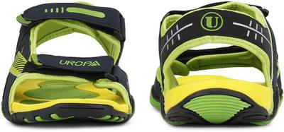 Cozy Men Attractive Green::Chic Black Sandals