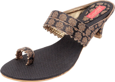 

Footrendz Women Black Heels