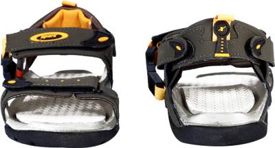 Sparx Men Black Sandals
