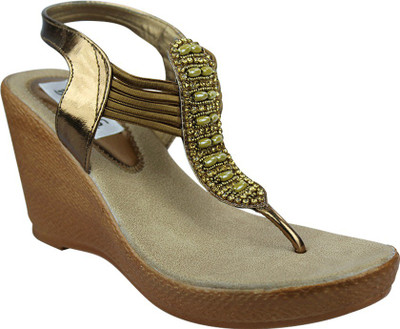 Faith Women Antique Wedges
