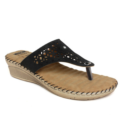 

Vendoz Women Black Flats