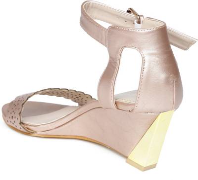 Dressberry Women Gold Heels