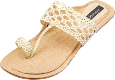 

Hepburnette Women Cream Flats