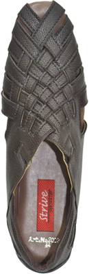 Strive Men Tan Sandals