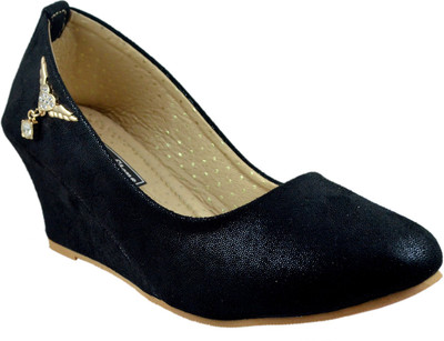 Mega Steps Women Black Wedges