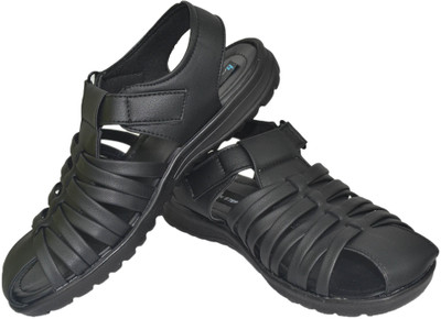 Human Steps Men Black Clogs