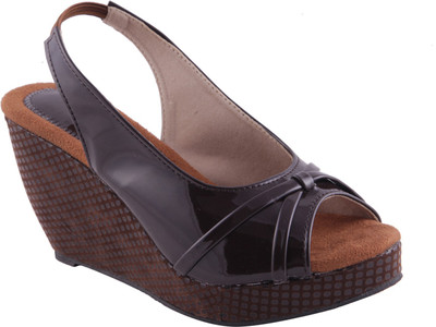 

Adorn Women Brown Wedges