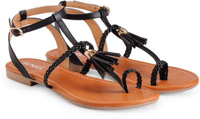 

Nell Women Black Flats