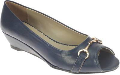 Khadim's Women Beige Bellies