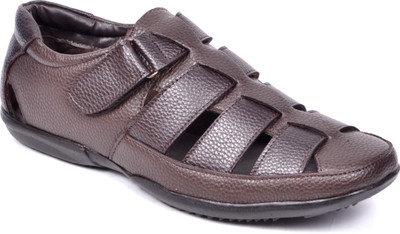 

Peponi Men Brown Casual