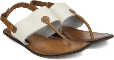 

Catwalk Women BEIGE Flats