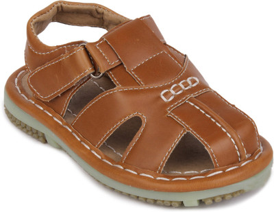 

Action Shoes Boys Sports Sandals, Tan