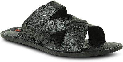 

Get Glamr Men Black Casual
