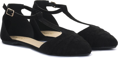 

QUPID Women BKPS Flats