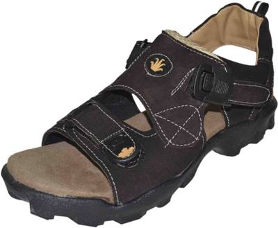 Strive Men Tan Sandals