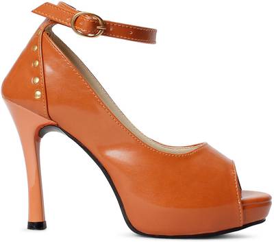 Meriggiare Women Tan Heels