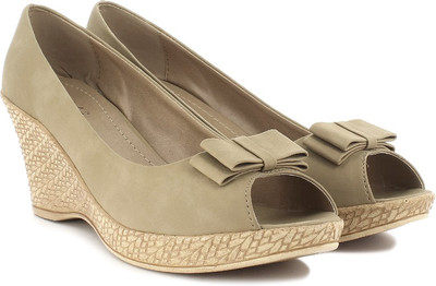

Babylon Women Mustard Wedges