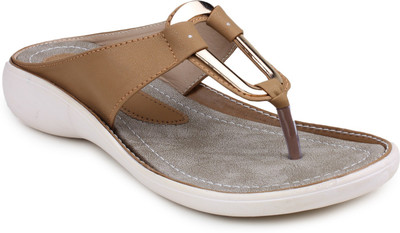 

Dignity Women BEIGE Flats