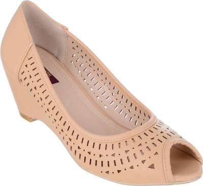 

Shuz Touch Women APRICOT Heels