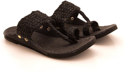 

Pahnawa Men Black Sandals