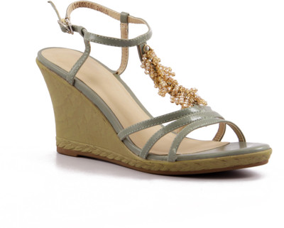 

Willywinkies Women Blue Wedges