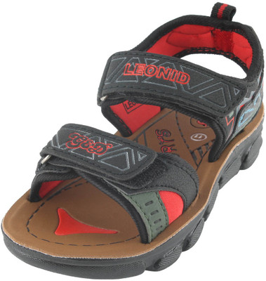 

Guys & Dolls Boys Sports Sandals, Blackred