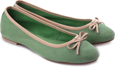 

ENROUTE WOMEN Women Green Flats