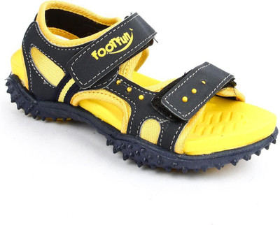 30% OFF on Liberty Boys Sports Sandals(Yellow) 30% OFF on Liberty Boys Sports Sandals(Yellow)