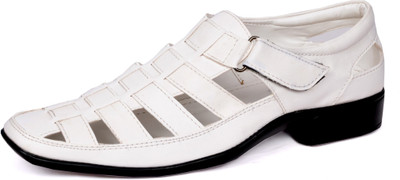 

Peponi Men White Casual