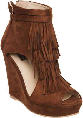 

Flat n Heels Women Brown Wedges