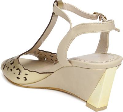Dressberry Women Gold Heels