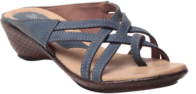 

MSC Women Blue Heels