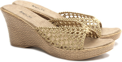 

Inc.5 Women Gold Wedges
