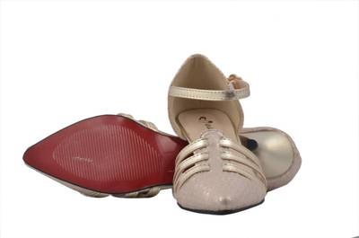 Shuberry Women White Heels