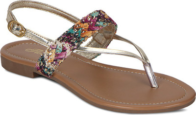 

Flora Women 16, Green Flats