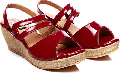 

Nell Women Cherry Sandals