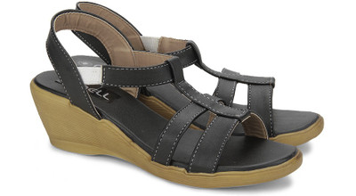 

Nell Women Black Wedges