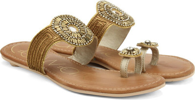 

Catwalk Women Gold Flats