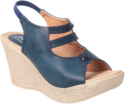 

MSC Women Blue Wedges