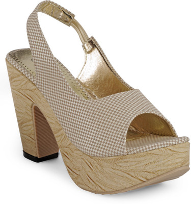 

Nell Women CREAM Wedges