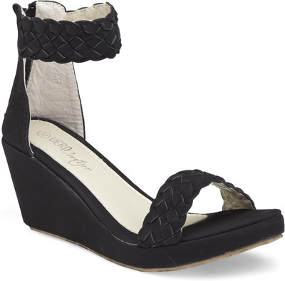 Vero Couture Women Black Wedges
